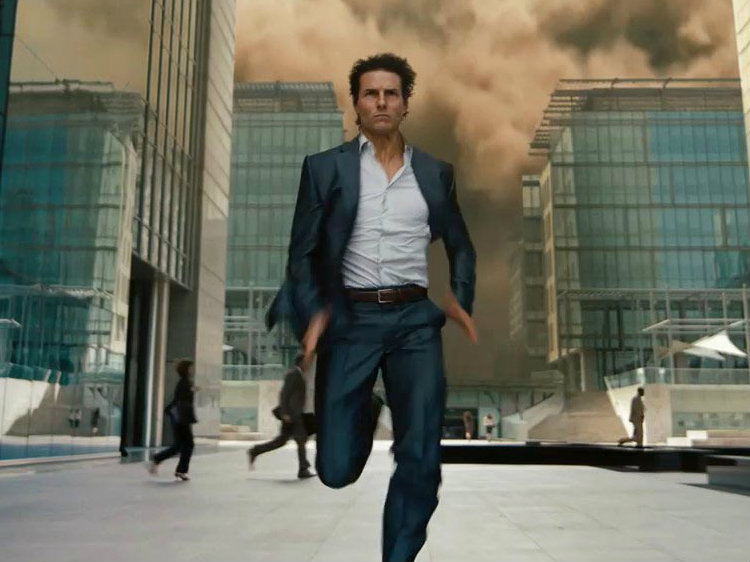 tom cruise running from sandstorm