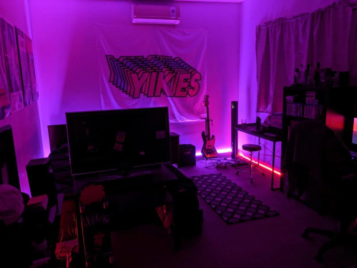 My Attempt At A Synthwave Aesthetic circa August 2019 - Source: Iphone 11 Pro Max