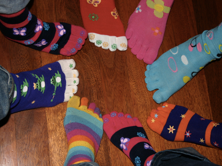 Remember toe socks?? 🦆 #uglysocks #toesocks