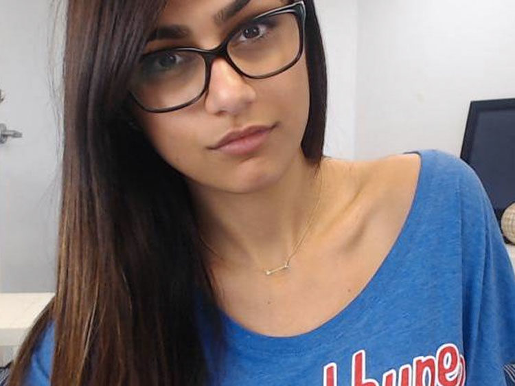 Mia khalifa speaks out against porn industry Mia Khalifa Speaks Out Shining A Troubling Light On The Porn Industry